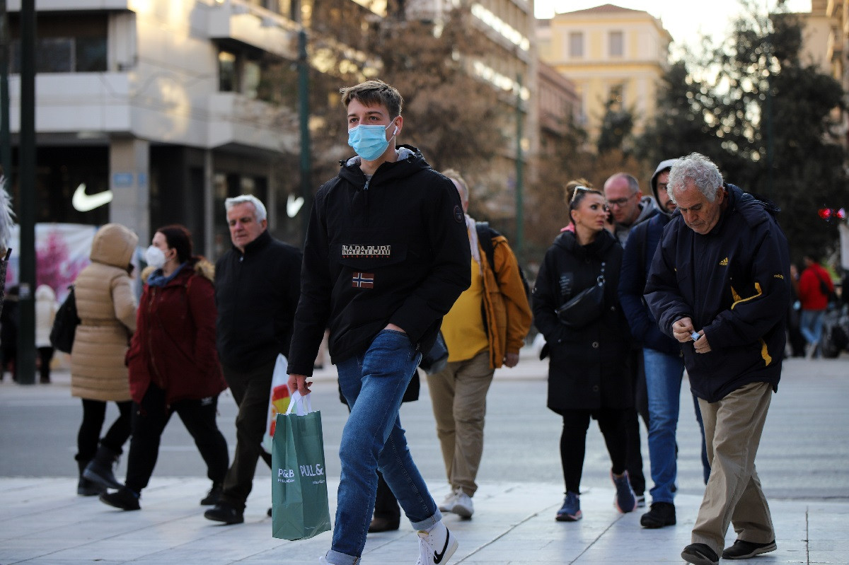 Κορωνοϊός - ΕΚΠΑ: Τα 11 συμπτώματα της υποπαραλλαγής JN.1 - Ραγδαία αύξηση κρουσμάτων