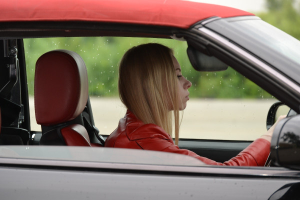 Κούραση και οδήγηση: Συμβουλές για να αντιμετωπίσετε την κόπωση στο «τιμόνι»