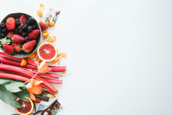 Τα 2 θρεπτικά συστατικά που μπορεί να καθυστερούν την εμμηνόπαυση – Τι δείχνει νέα μελέτη