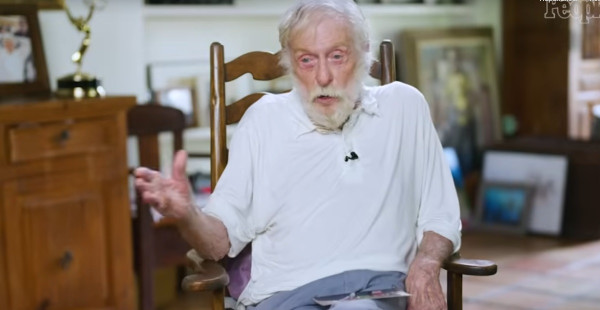 Dick Van Dyke: Ο θρυλικός Αμερικανός ηθοποιός και κωμικός αποκαλύπτει το μυστικό της μακροζωίας του