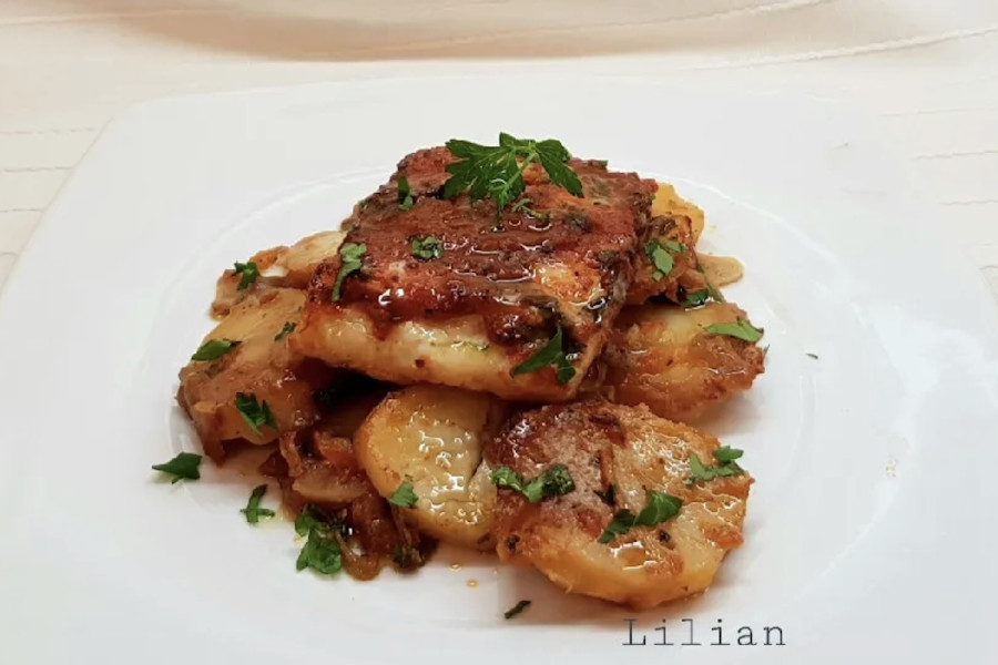 Μπακαλιάρος πλακί στο φούρνο - Η πιο εύκολη συνταγή για την 25η Μαρτίου