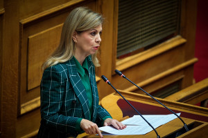 Μερόπη Τζούφη (Νέα Αριστερά): «Οι σκιές στις μεθοδεύσεις του νοσοκομείου Χατζηκώστα παραμένουν»