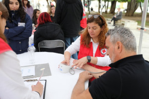 ΕΕΣ: Δράση ενημέρωσης και ευαισθητοποίησης για την υπέρταση στο Σύνταγμα (16/5)