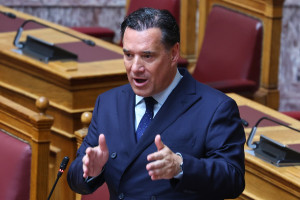 Άδωνις Γεωργιάδης: Δεν σχετίζεται με επίθεση από Ρομά ο θάνατος νοσηλεύτριας στο Ναύπλιο