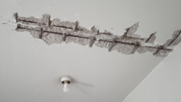 Εικόνες ντροπής και εγκατάλειψης στο πρώην ΨΝΑ στο Δαφνί