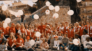 Ο ΕΕΣ και ο Μιχάλης Χατζηγιάννης γιορτάζουν την Παγκόσμια Ημέρα Ερυθρού Σταυρού