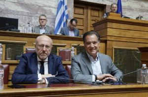Υπουργείο Υγείας: Ευρέως διαθέσιμη η ναλοξόνη – Πώς θα χορηγείται