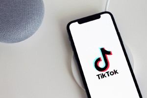 TikTok: Αρωγός στην Ψυχική Υγεία – Νέα αναβάθμιση στις λειτουργίες ευεξίας της πλατφόρμας