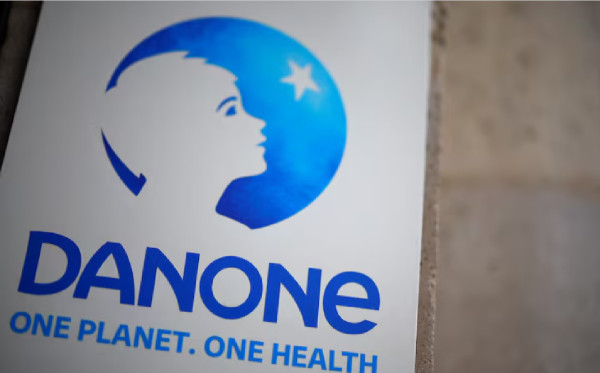 Danone: Προχωρά σε νέες ανακλήσεις βρεφικού γάλακτος στην Ευρώπη