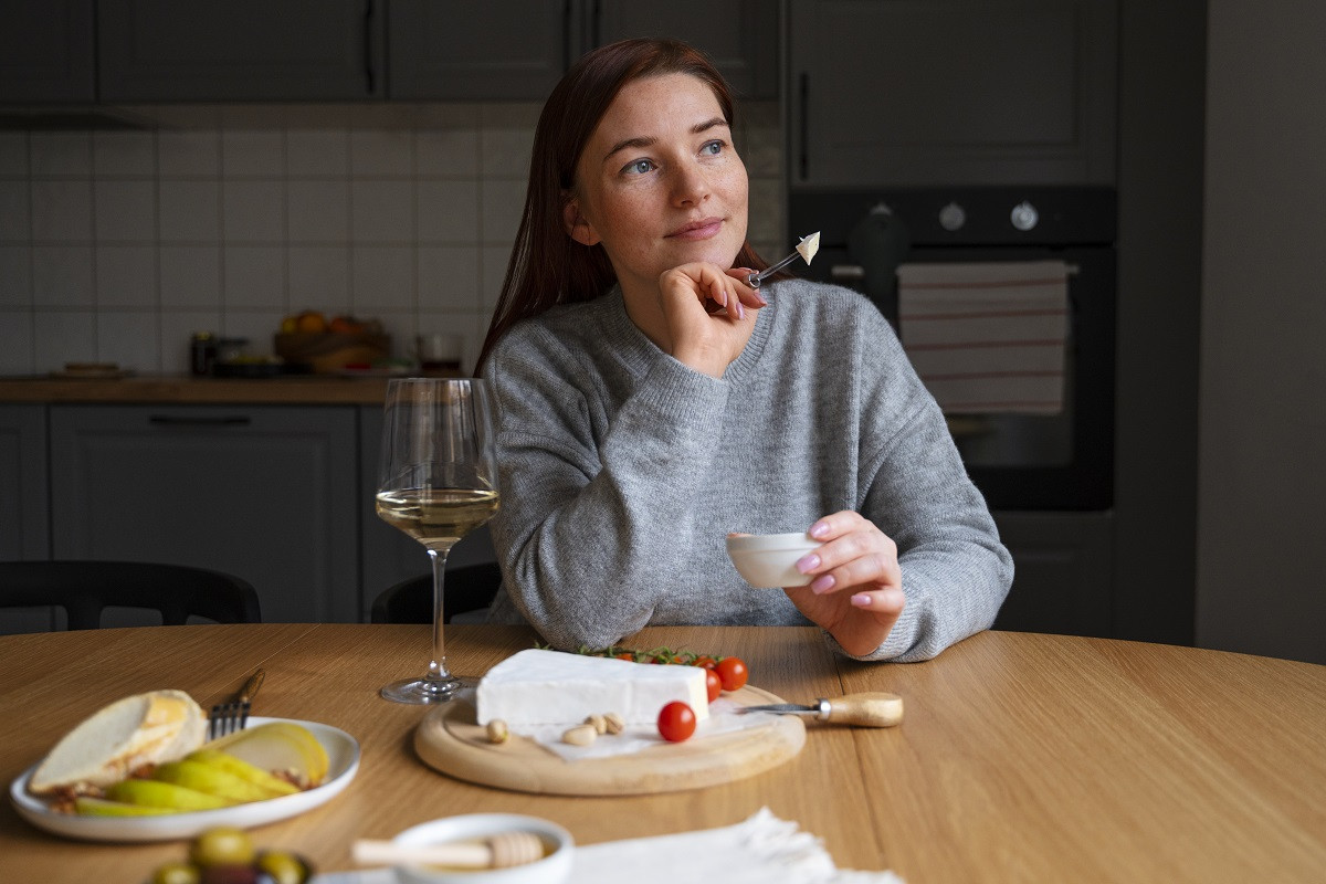 Ψυχολογία και φαγητό: Tips για να απολαμβάνετε συνειδητά κάθε γεύμα