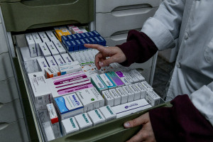 Το 73% των Ελλήνων καταναλωτών εμπιστεύεται συστηματικά το ίδιο φαρμακείο