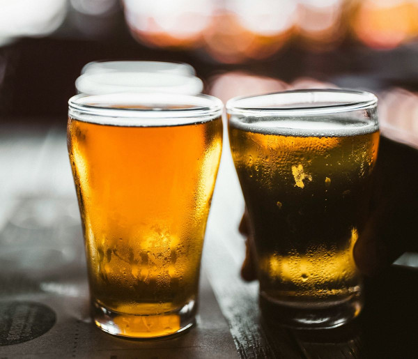 Από πόσες μπύρες και ποτά και μετά υπάρχει κίνδυνος δηλητηρίασης από αλκοόλ