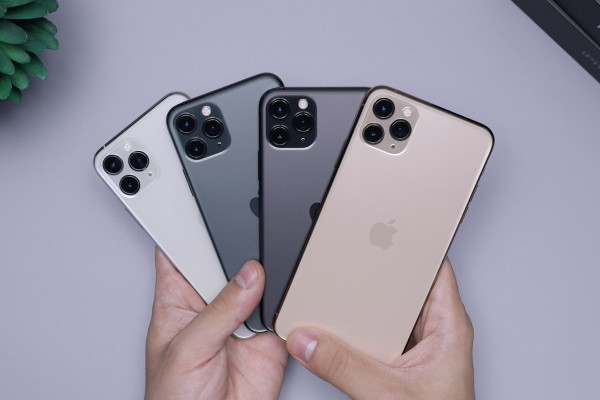 Αποσύρονται μοντέλα iPhone από την ελληνική αγορά – Εκπέμπουν υψηλή ακτινοβολία