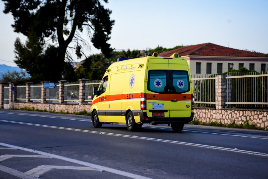Στο Παίδων Αγία Σοφία 16χρονος μετά από τροχαίο