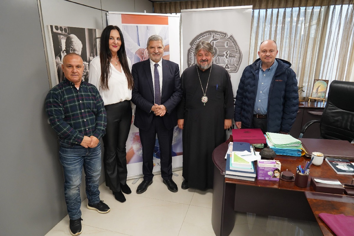 ΙΣΑ: Συνάντηση Πατούλη με τον Μητροπολίτη Ζάμπιας και Μοζαμβίκης Ιωάννη Τσαφταρίδη