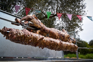 Πόσες μέρες μπορούμε να ξαναζεστάνουμε το κρέας από το Πάσχα