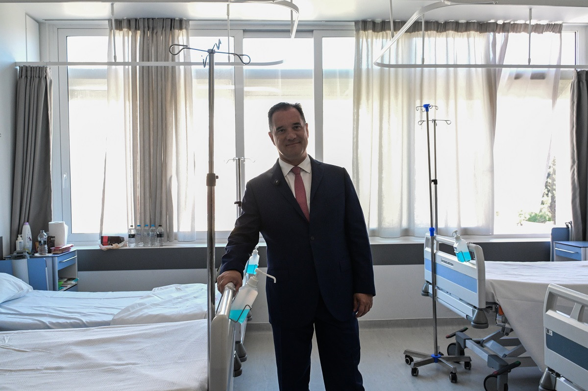 Άδωνις Γεωργιάδης: «Θα γίνουν 4.500 προσλήψεις μόνιμου προσωπικού στο ΕΣΥ μέσα στο 2025»