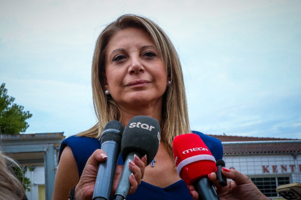 Παγώνη: «Το μηχάνημα βιοανάδρασης της Καρυστιανού απαγορεύεται»