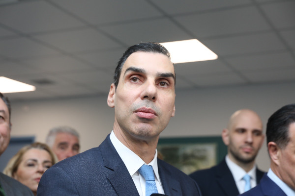 Μάριος Θεμιστοκλέους: Ενίσχυση του ΕΣΥ με 8.000 νέες προσλήψεις