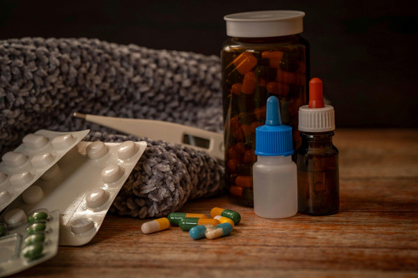 Γιατί η γρίπη «θερίζει» φέτος - Τα SOS για βρέφη και παιδιά