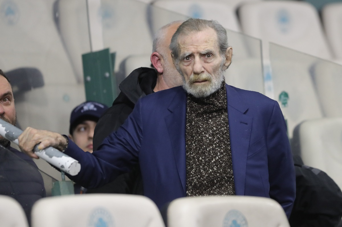 Πέθανε ο Γιώργος Βαρδινογιάννης