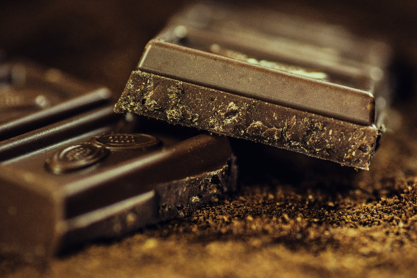 Εγκεφαλικό: Αν τρώτε σοκολάτες κόψτε τες