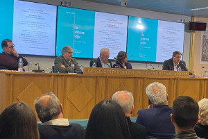 «Κόκκινο νήμα»: Μόσιαλος, Δραγασάκης και Ξανθός για την Υγεία σε συνθήκες χρεοκοπίας