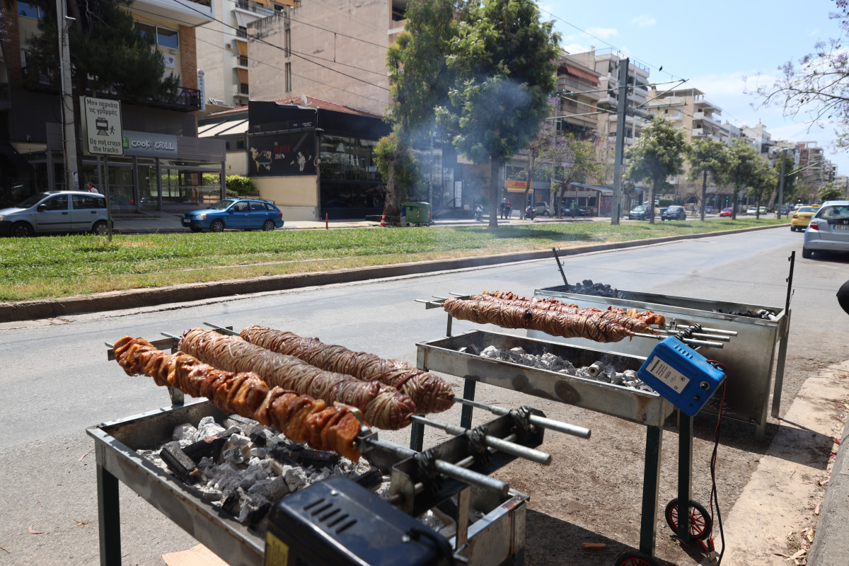 Πάσχα: Πώς θα προστατέψετε τα μάτια σας κατά το μαγείρεμα και το ψήσιμο