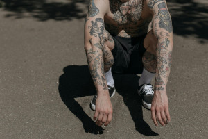 Τατουάζ: Αυξάνουν τον κίνδυνο του καρκίνου; - Τι δείχνουν οι μελέτες