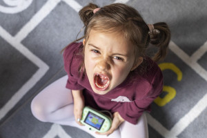 Tantrums στα παιδιά: Πώς να τα διαχειριστείτε έξυπνα και ψύχραιμα