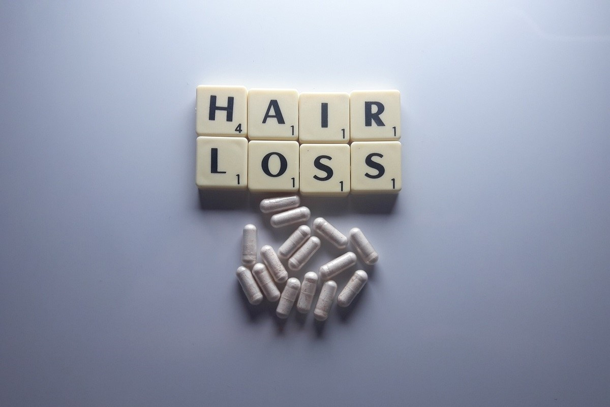 Συμπληρώματα διατροφής για υγιή μαλλιά: Ποια έχουν αποτέλεσμα - Οι παρενέργειες