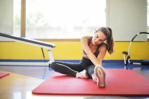Οι καλύτερες ασκήσεις Pilates για δυνατούς κοιλιακούς