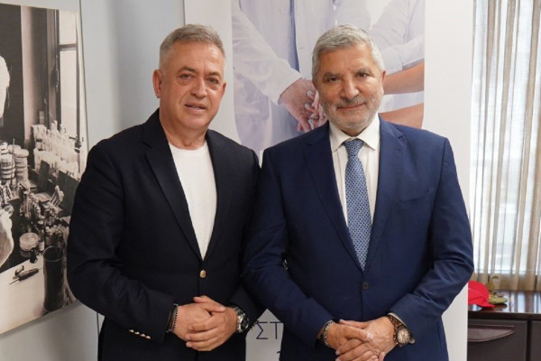 ΙΣΑ: Δωρεά απινιδωτών στα ορεινά χωριά του Δήμου Γεωργίου Καραϊσκάκη