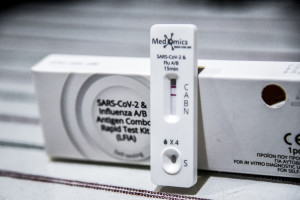 Ένα δωμάτιο γεμάτο γρίπη όμως κανείς δεν κόλλησε - Μελέτη αποκάλυψε τα 3 «κλειδιά»