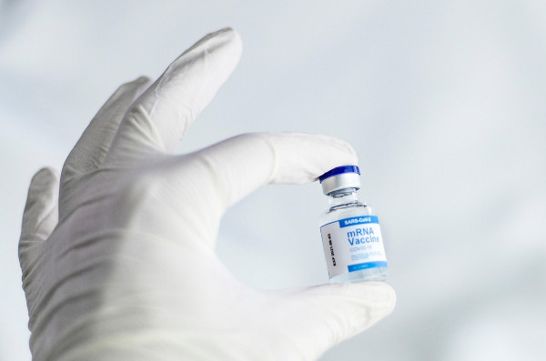 FDA: Τι αλλαγές σχεδιάζει για το εμβόλιο κατά του κορωνοϊού