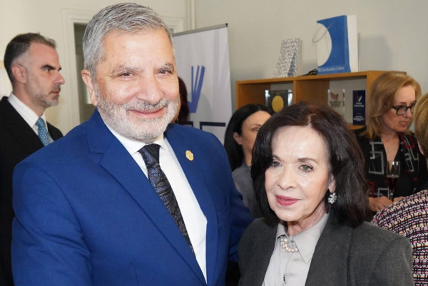 Γιώργος Πατούλης: Παραβρέθηκε στα εγκαίνια των νέων γραφείων της Ένωσης Ασθενών Ελλάδας