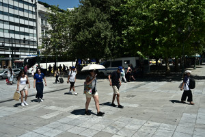 Πώς ο καύσωνας επηρεάζει την πίεση του αίματος - Τι να προσέχουμε