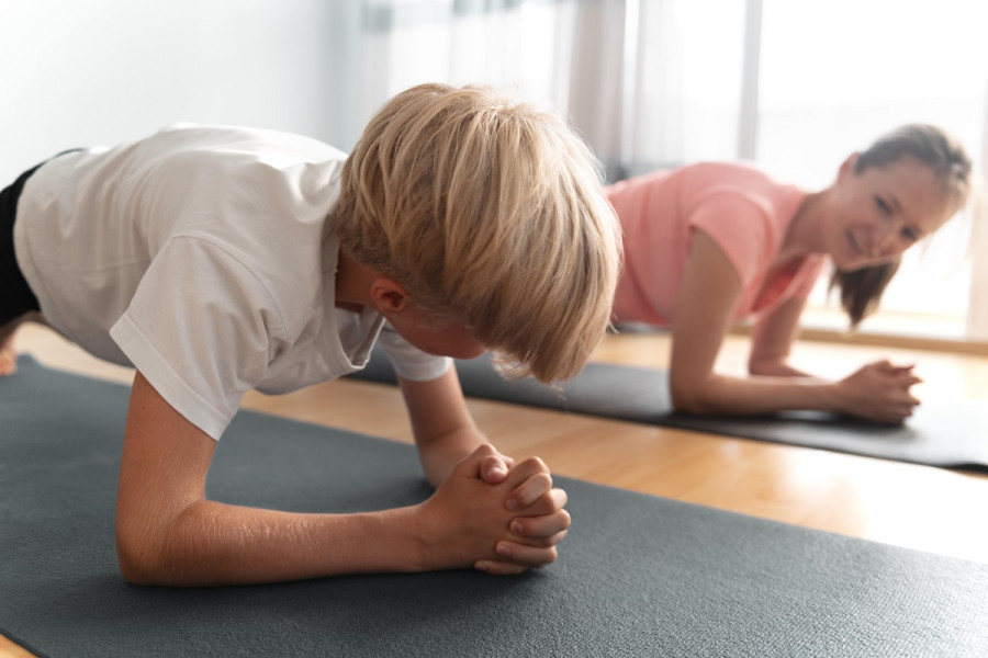 Πόση γυμναστική πρέπει να κάνουν τα παιδιά την ημέρα – Τι ισχύει για τους εφήβους