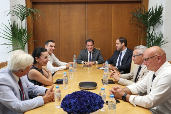 Υπ. Υγείας: Σύσκεψη για τη δυνατότητα διασύνδεσης του Γ.Ν. Ρεθύμνου με την Ιατρική Σχολή του Πανεπιστημίου Κρήτης