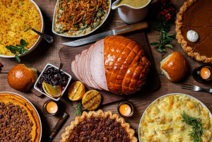 Οι 5 συμβουλές του ΕΟΔΥ για το χριστουγεννιάτικο τραπέζι