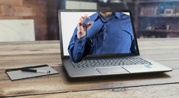 Microsoft: Ανέπτυξε εργαλείο AI σε ρόλο «γιατρού» για τη διάγνωση ασθενειών