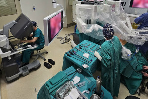 Επιτυχημένες ρομποτικές ουρολογικές επεμβάσεις με το σύστημα Da Vinci στο ΙΑΣΩ Θεσσαλίας
