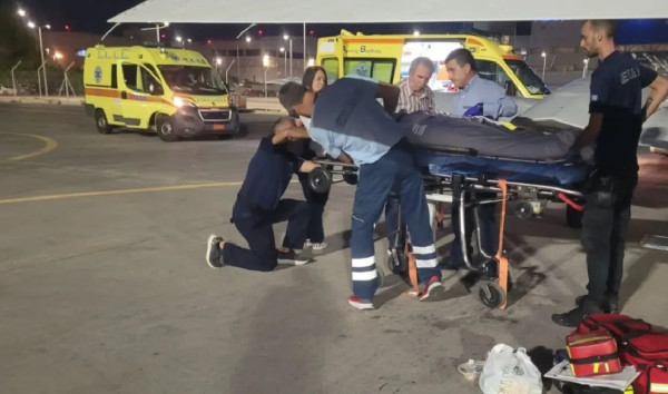 Γεωργιάδης: Επιτυχής η πρώτη επιχειρησιακή πτήση του αεροσκάφους του νοσοκομείου Σαντορίνης