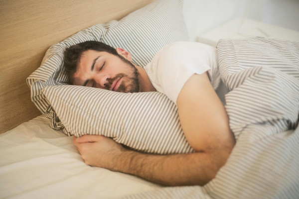 Διαβήτης τύπου 2: Λιγότερες από 6 ώρες ύπνου κάθε βράδυ αυξάνουν τον κίνδυνο