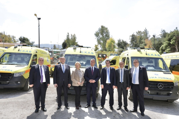 ΕΚΑΒ: Εξοπλίστηκε με έξι νέα ασθενοφόρα προϋπολογισμού 430.000 ευρώ