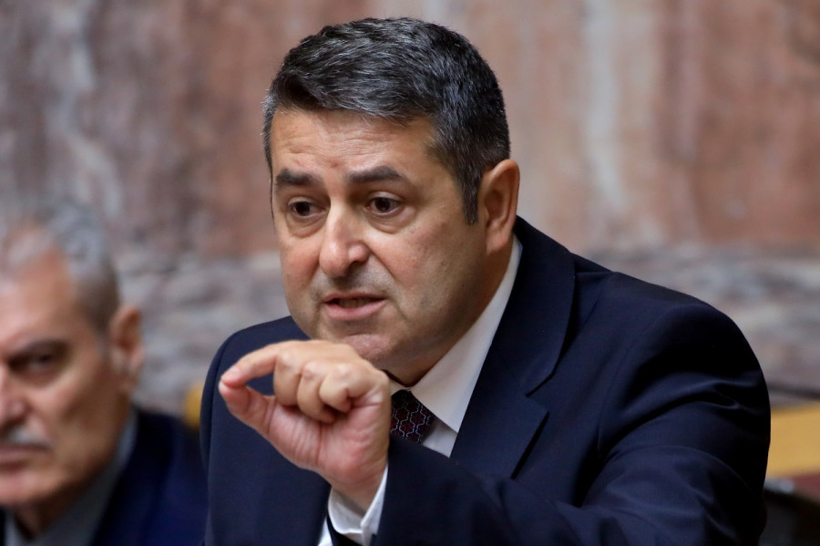 Γιώργος Μυλωνάκης: Παραμένει διασωληνωμένος και σε σταθερή κατάσταση