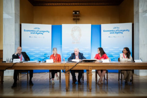 Μακροζωία και εργασία: Αναγκαία η αναθεώρηση του ασφαλιστικού και των πολιτικών υγείας