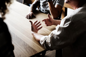 Ψυχολόγος: 3 κόλπα για να κάνετε πάντα καλή εντύπωση