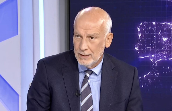 &Lambda;&epsilon;&pi;&tau;&omicron;&sigma;&pi;&epsilon;ί&rho;&omega;&sigma;&eta;: &laquo;&Pi;&rho;&omicron;&sigma;&omicron;&chi;ή &gamma;&iota;&alpha; &tau;&omicron; &sigma;&eta;&mu;ά&delta;&iota; &sigma;&tau;&alpha; &mu;ά&tau;&iota;&alpha;&raquo; &lambda;έ&epsilon;&iota; &omicron; &Tau;&sigma;&alpha;&kappa;&rho;ή&sigmaf;