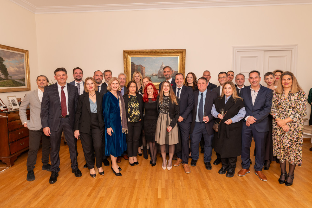 Τιμητική διάκριση για την UCB Ελλάδας: Ο Λεωνίδας Ισσόπουλος τιμήθηκε με τον βαθμό του Αξιωματικού του Τάγματος του Στέμματος του Βελγίου